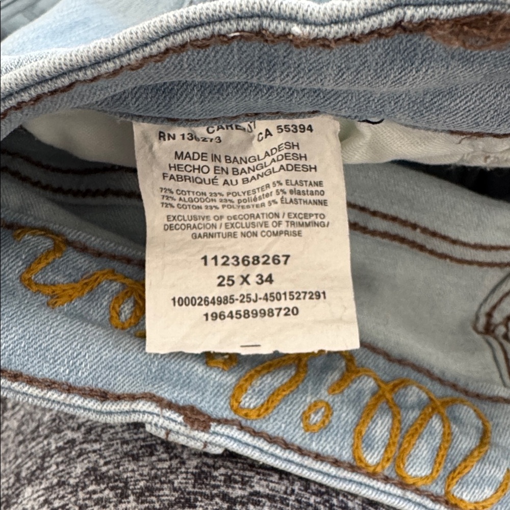 Wrangler x Lainey Wilson Womens Huggers Jeans - Picture 7 of 7